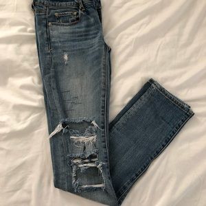 American eagle distressed jeans